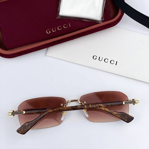 NEW Gucci GG1221S 004 Gold Yellow Red Mirrored Square Unisex Sunglasses